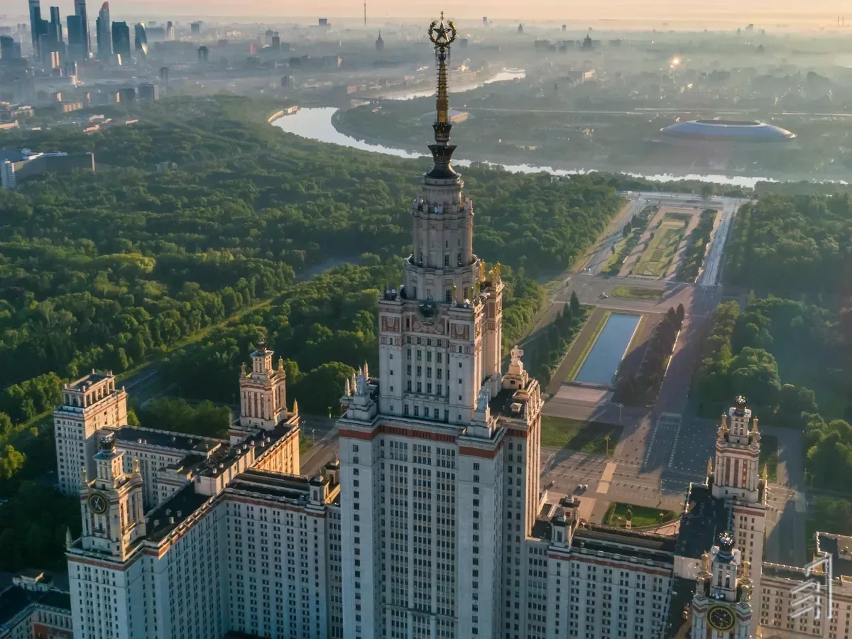 МГУ и Воробьёвы горы